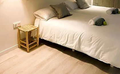 COLLECTION PORT - B&B Boutique , Alicante Center