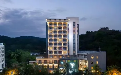 Manjin Hotel (Liziba Hotel, niujiaotuo light rail station)