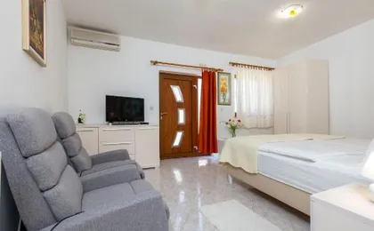 Studio Apartment Oliva