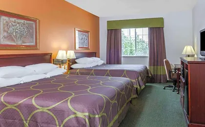 Super 8 by Wyndham Hillsboro TX
