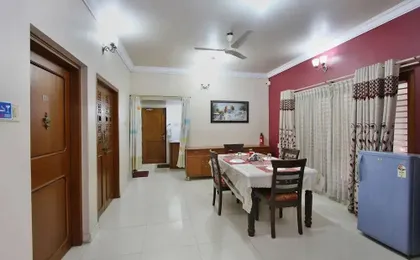 La Sara Vista, Kammanahalli