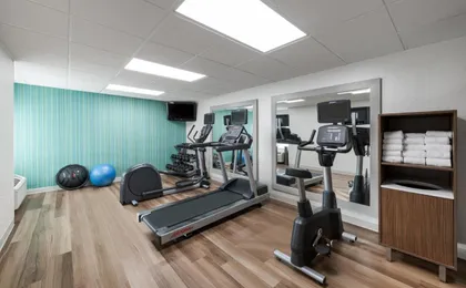 Holiday Inn Express San Diego-Sea World Area