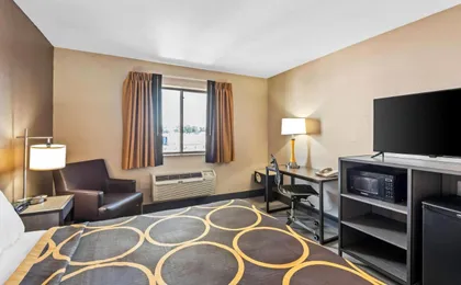 Super 8 by Wyndham Terre Haute