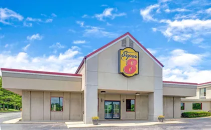 Super 8 by Wyndham Indianapolis South