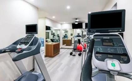 Candlewood Suites Fayetteville by IHG