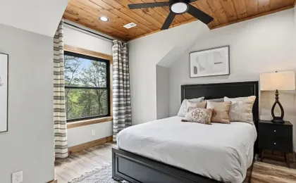 Priddy Secluded by Avantstay Hot Tub + Expansive Deck + Game Room + Home Theater