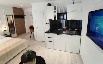 Alegra Apartments Center (Adults Only)