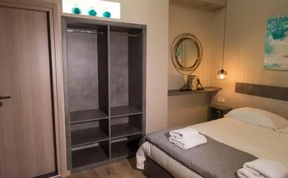 Wisdom Residence Luxury Apartments at Plaka