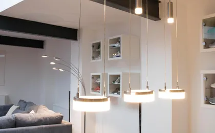 White Lofty Und White Studio