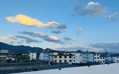 Yunmiao | Yijing Nebula Retreat Snow Mountain View Homestay (Shuhe Ancient Town Branch)