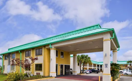 Americas Best Value Inn Gonzales