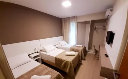 Caravaggio Praia Hotel