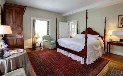 200 South Street Inn