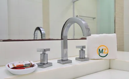 Mz Apartments Raul Pompeia