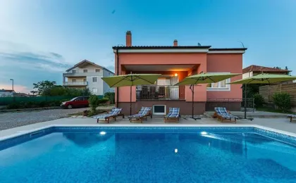 Villa Solis