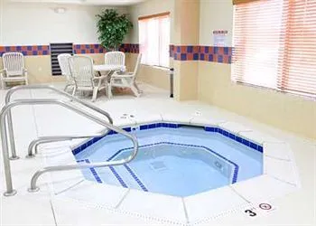 Hampton Inn & Suites Chicago-Libertyville