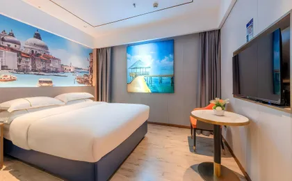 Calvin Hotel