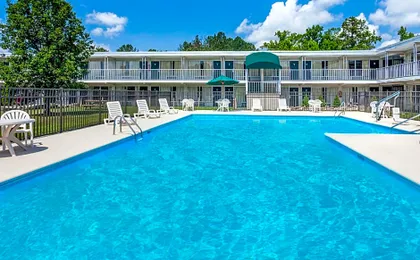 Days Inn by Wyndham Cullman
