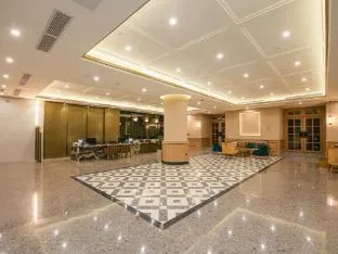 Marshal Palace Hotel