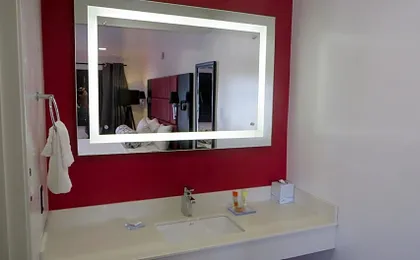 Legend Hotel Hollywood