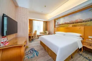 Vienna Hotel Shenzhen Unitown