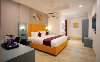 Hotel Spring Stays Near US Consulate