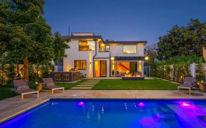 Curson Modern