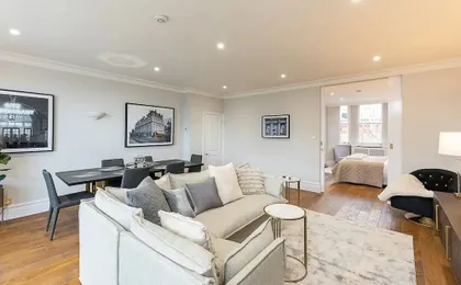 Astonishing 2BR Near Mayfair and Piccadilly Circus
