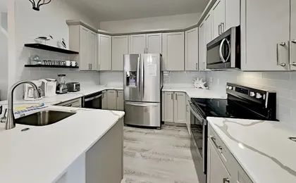 Sunny Days by Southern Vacation Rentals