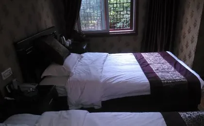 Chongqing Huangqi Business Hotel