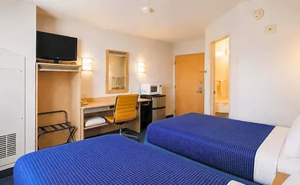 Econo Lodge Menomonie