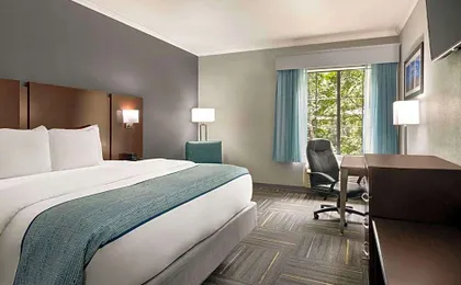 La Quinta Inn & Suites by Wyndham Dublin