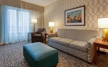 Drury Plaza Hotel Chesterfield - St. Louis