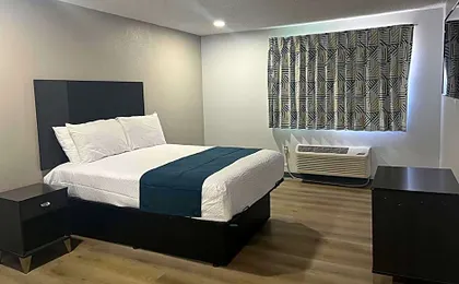 Motel 6 - Las Vegas, NV - Downtown Fremont St Experience