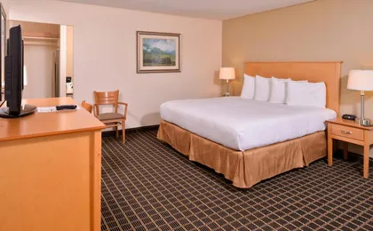 Campus Inn & Suites