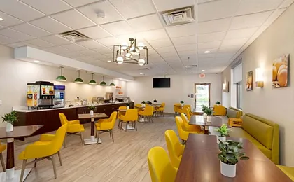 Comfort Inn & Suites Buffalo Airport