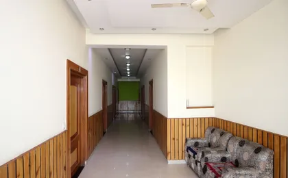 Yash Hotel