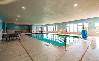 Holiday Inn Express Hotel and Suites Saint Robert By IHG