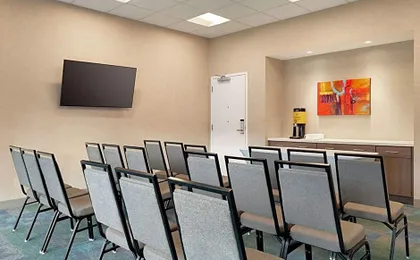 Home2 Suites by Hilton Woodland Hills Los Angeles