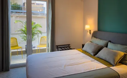 Luxury Studio with Panoramic Views
