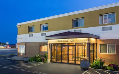 Fairbridge Inn Express Buffalo Airport / Williamsville