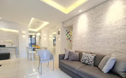 2 Bedrooms 2 Baths Apartment. 3 Blocks From Ipanema Beach. Prime Location.