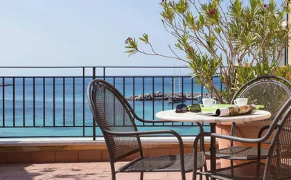 Palermo Mare Holidays