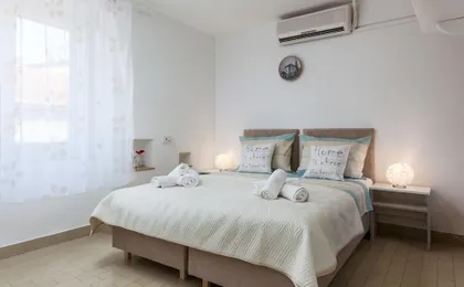 Split Apartments with Hotel Service