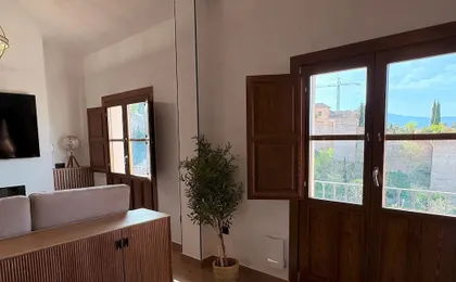 Lovely Loft With Views in Granada Mirador de Aixa
