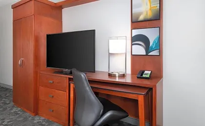 Courtyard by Marriott Pittsburgh Washington/Meadow Lands
