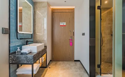 Echarm International Hotel Guangzhou South Railway Station Zhongcun Metro Station Branch
