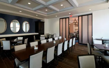 Embassy Suites by Hilton Louisville Downtown