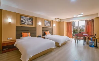 Ziyuan Chuangyi Boutique Hotel Chongqing Ranjiaba