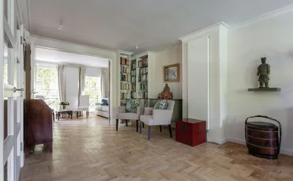 Somerset Square by Onefinestay